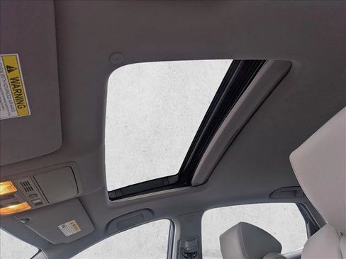 Used 2019 Honda Accord Touring image 16