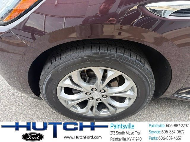Used 2021 Buick Enclave Avenir w/ Avenir Technology Package AWD/4WD image 10