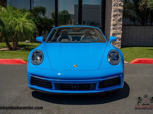 Used 2023 Porsche 911 AWD/4WD image 3