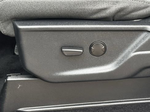 Used 2025 Ford F150 XLT w/ Equipment Group 301A Standard image 27