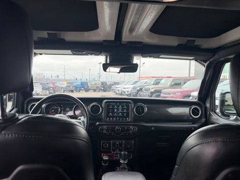 Used 2022 Jeep Wrangler Unlimited Rubicon image 18