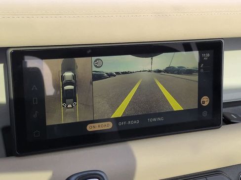 Used 2021 Land Rover Defender 110 S image 32