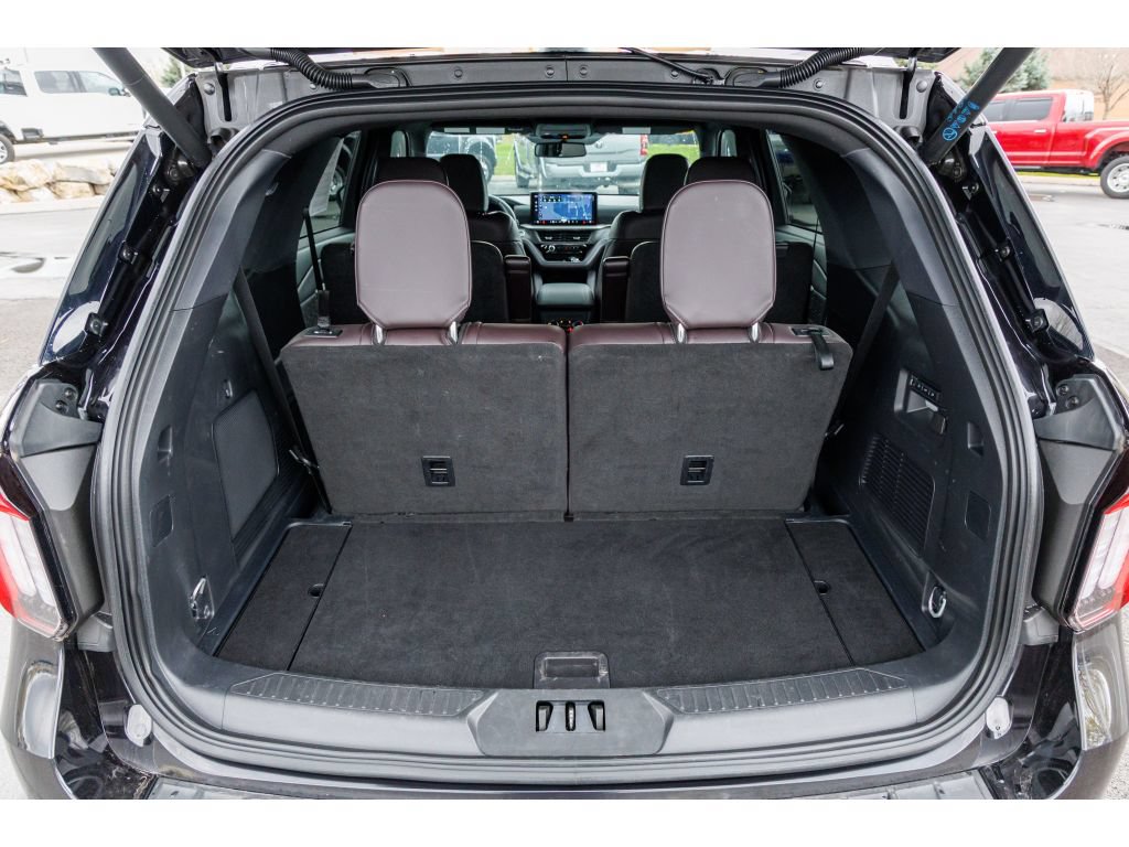Used 2025 Ford Explorer Platinum w/ LUX Leather Package AWD/4WD image 14