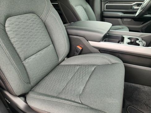 New 2026 RAM 1500 4x4 Crew Cab image 14