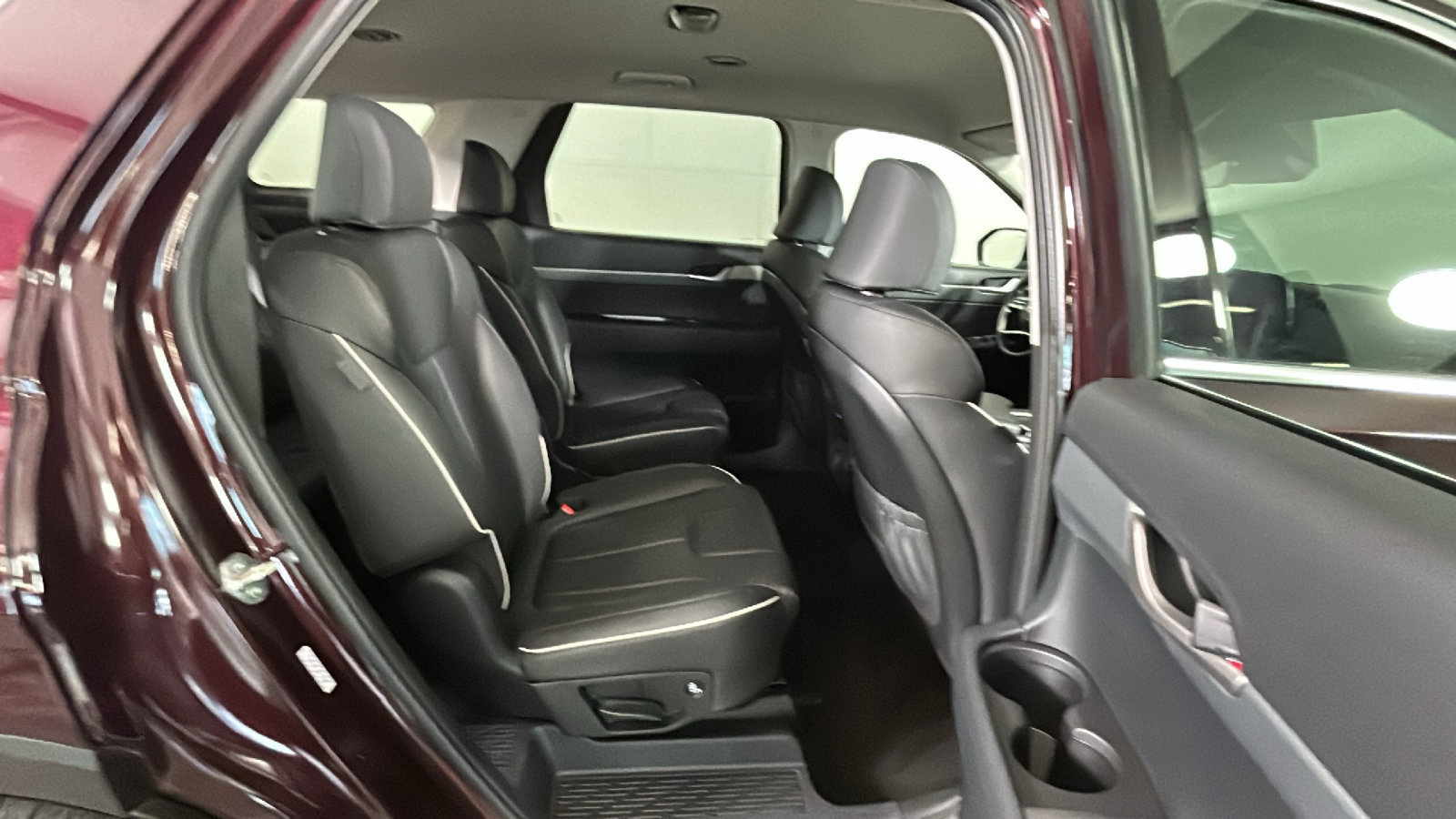 Used 2024 Hyundai Palisade SEL AWD/4WD image 32