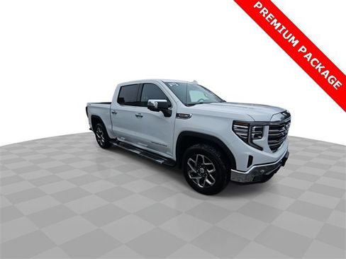 Used 2023 GMC Sierra 1500 SLT w/ SLT Premium Package image 2