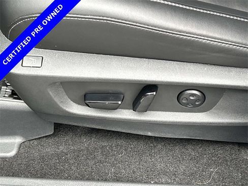 Certified 2025 INFINITI QX60 Sensory image 17