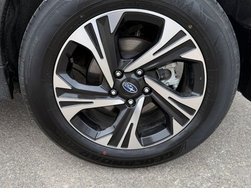 Certified 2025 Subaru Crosstrek 2.0i Premium image 24