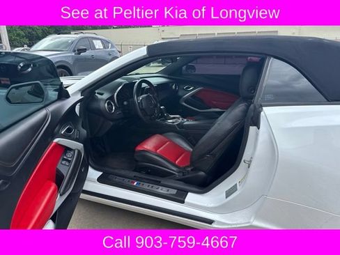 Used 2016 Chevrolet Camaro SS RWD image 10