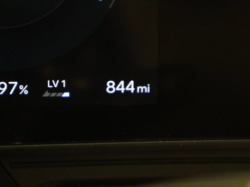 Used 2025 Hyundai Kona SEL FWD image 35