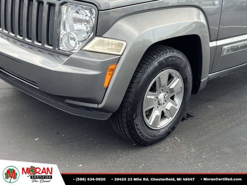 Used 2012 Jeep Liberty Sport w/ Popular Equipment Group AWD/4WD image 8