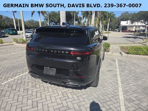 Used 2023 Land Rover Range Rover Sport SE Dynamic image 22