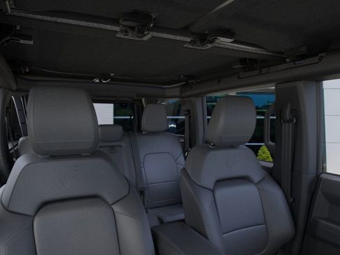 New 2025 Ford Bronco Outer Banks image 12