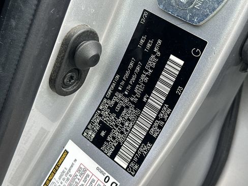 Used 2021 Toyota 4Runner SR5 RWD image 36