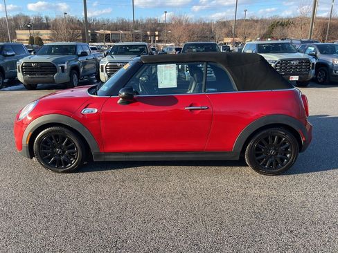 Used 2016 MINI Cooper S image 6