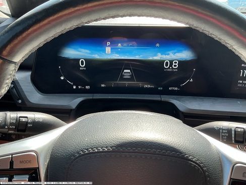 Used 2023 Kia Telluride SX Prestige X-Pro AWD/4WD image 13