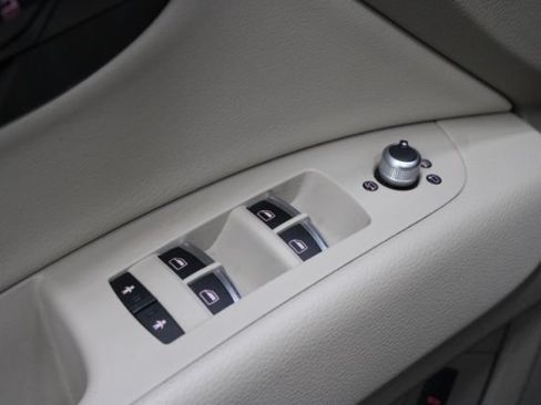 Used 2014 Audi Q7 3.0T Premium Plus AWD/4WD image 12