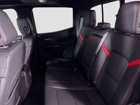 New 2026 Chevrolet Colorado Z71 w/ Technology Package image 25