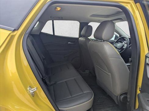 Certified 2024 Chevrolet Trax ACTIV w/ Sunroof Package image 18