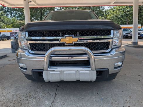 Used 2012 Chevrolet Silverado 2500 LTZ w/ LTZ Plus Package AWD/4WD image 8