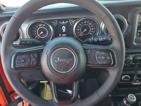 Used 2023 Jeep Wrangler Sport image 8