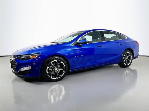 Used 2023 Chevrolet Malibu LT image 3