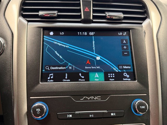 Used 2019 Ford Fusion SE FWD image 22