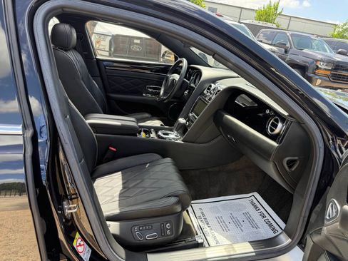Used 2015 Bentley Flying Spur V8 AWD/4WD image 10
