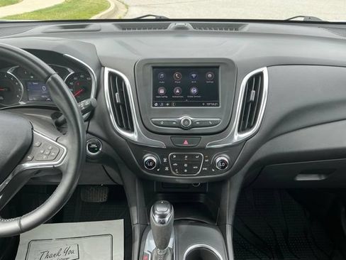 Used 2020 Chevrolet Equinox LT FWD image 25