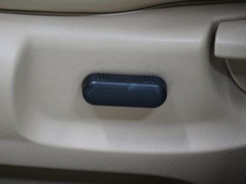 Used 2009 Ford Escape Limited FWD image 14