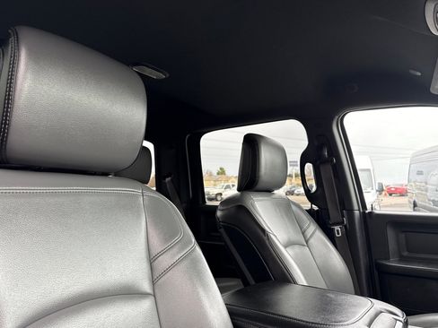 Used 2022 RAM 2500 Tradesman w/ Chrome Appearance Group image 16