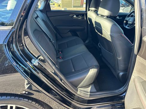 Used 2022 Kia Forte GT image 15