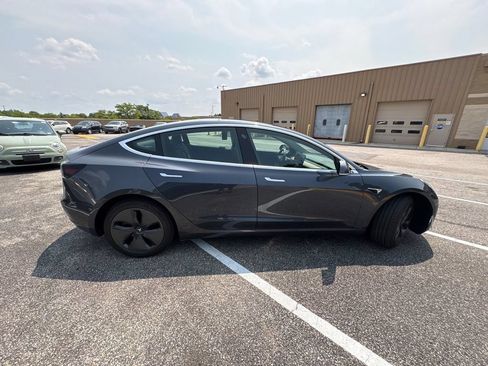 Used 2019 Tesla Model 3 Long Range AWD/4WD image 5