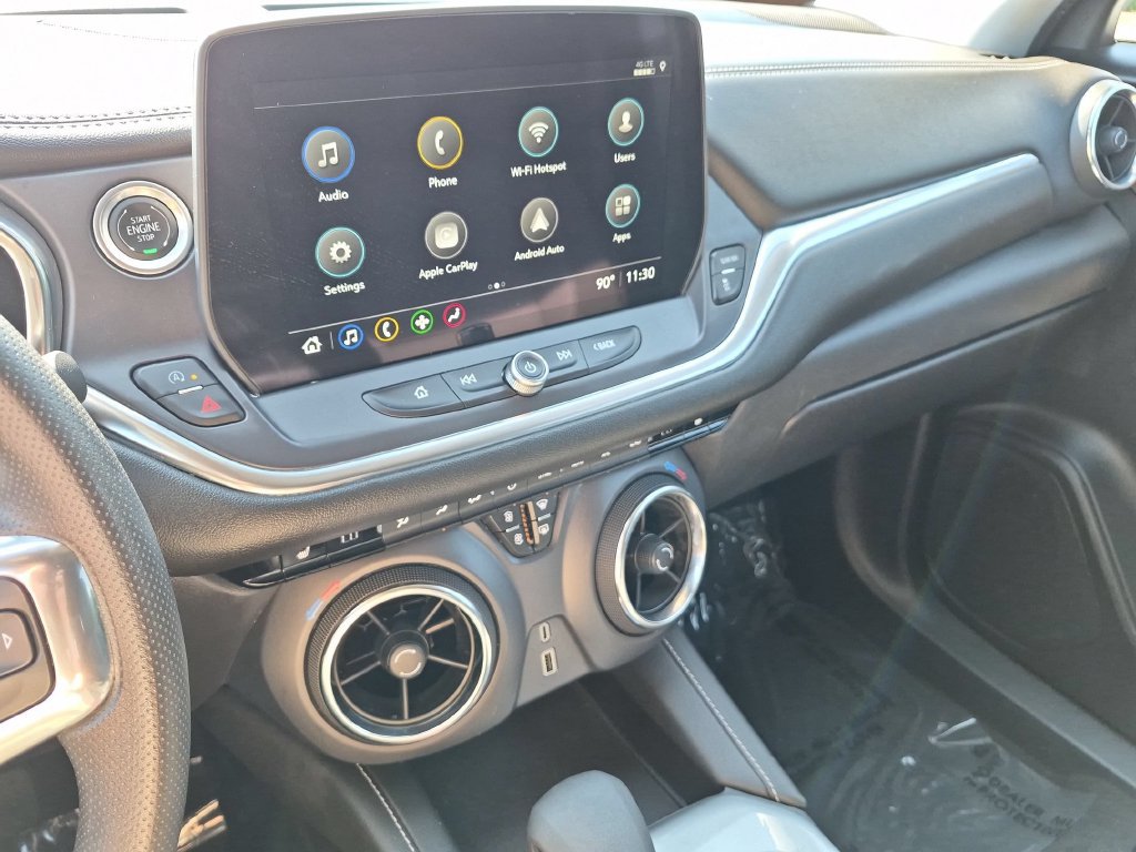 Used 2025 Chevrolet Blazer LT FWD image 18