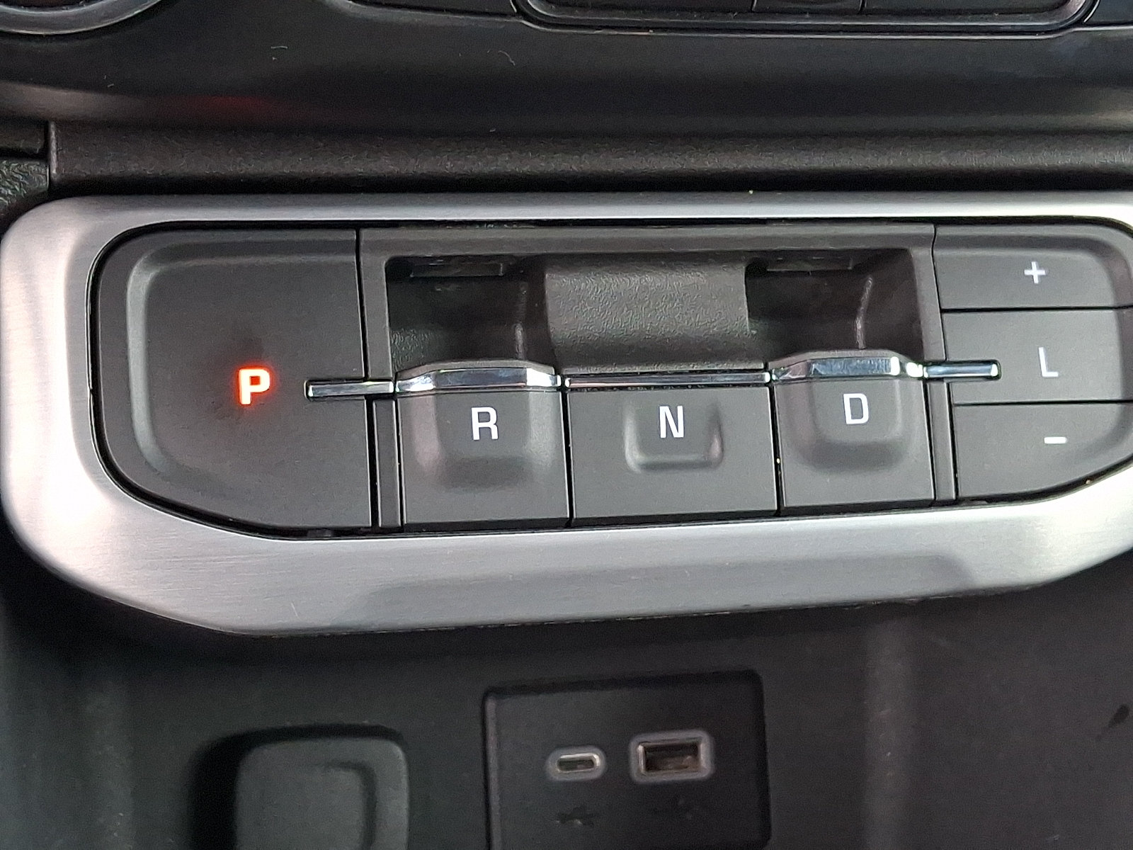 Used 2023 GMC Acadia SLE w/ Driver Convenience Package AWD/4WD image 14