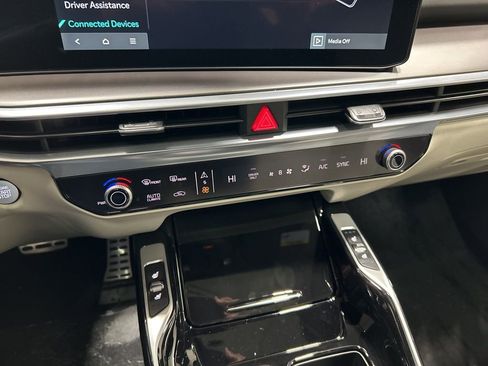 New 2026 Kia Sorento SX Prestige image 22