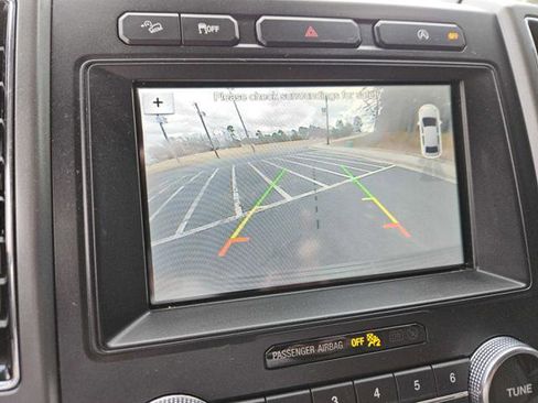 Used 2019 Ford Expedition XLT w/ Cargo Package image 17