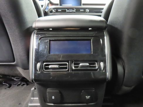Used 2023 Lincoln Aviator Reserve w/ Equipment Group 201A image 11