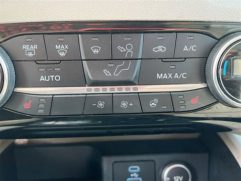 Used 2021 Ford Escape SEL image 20