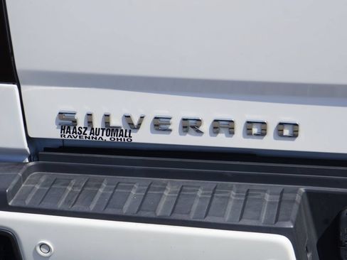 Used 2019 Chevrolet Silverado 3500 High Country w/ Duramax Plus Package AWD/4WD image 7