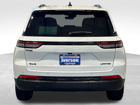 Used 2023 Jeep Grand Cherokee Limited w/ Luxury Tech Group II AWD/4WD image 6