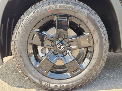 New 2026 Honda Ridgeline Black Edition image 15