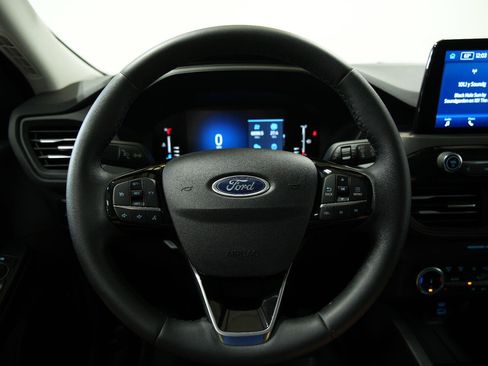 Used 2023 Ford Escape Active w/ Cold Weather Package FWD image 41
