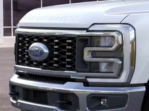New 2026 Ford F350 Lariat w/ Lariat Ultimate Package AWD/4WD image 17