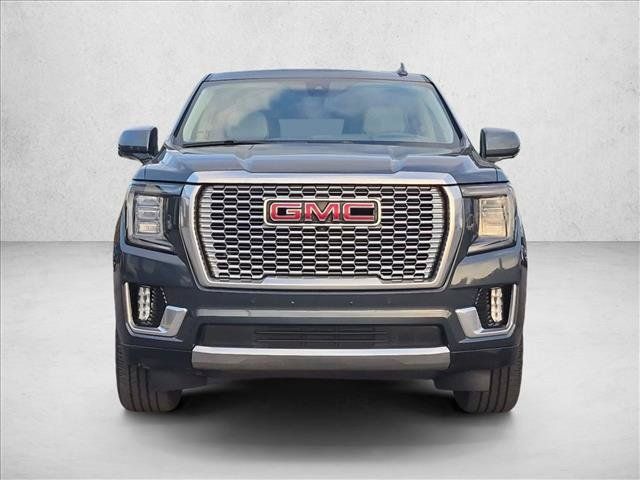Used 2021 GMC Yukon Denali w/ Advanced Technology Package RWD image 2