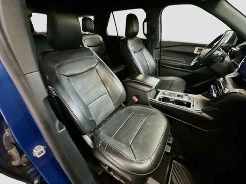 Used 2020 Ford Explorer Limited AWD/4WD image 34