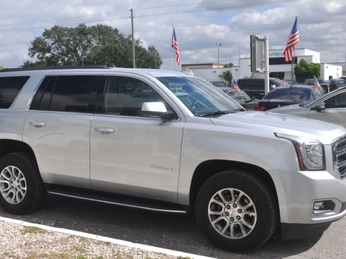 Used 2017 GMC Yukon SLT RWD image 5