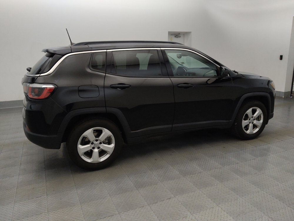Used 2018 Jeep Compass Latitude w/ Popular Equipment Group FWD image 10
