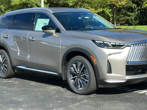 New 2026 INFINITI QX60 Luxe w/ Cargo Package image 2