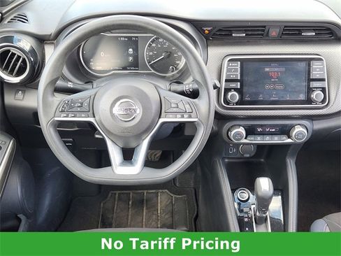 Used 2018 Nissan Kicks SV image 27